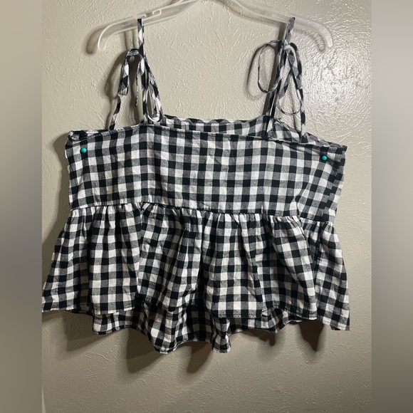 Shein Curve Black and White Checker print top - Picture 3 of 4